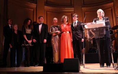  Vanessa Redgrave, Joely Richardson, Peter Nero, Liam Neeson & family Photo