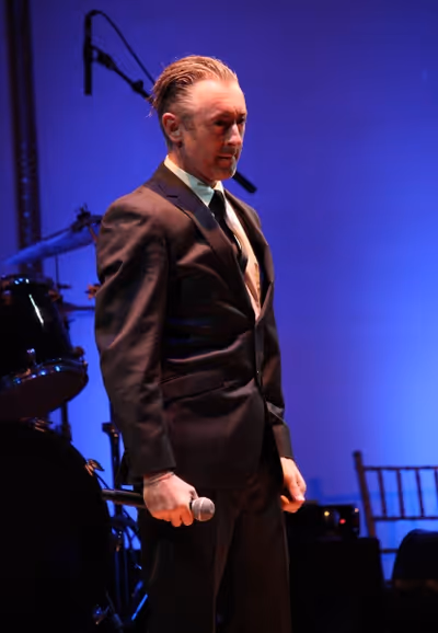 Alan Cumming Photo