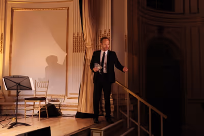 John Benjamin Hickey Photo