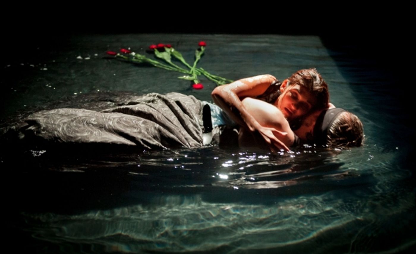 Photo Flash: First Look at Anjali Bhimani, Usman Ally and More in Lookingglass Theatre's METAMORPHOSES Photo Flash: First Look at Anjali Bhimani, Usman Ally and More in Lookingglass Theatre's METAMORPHOSES Image