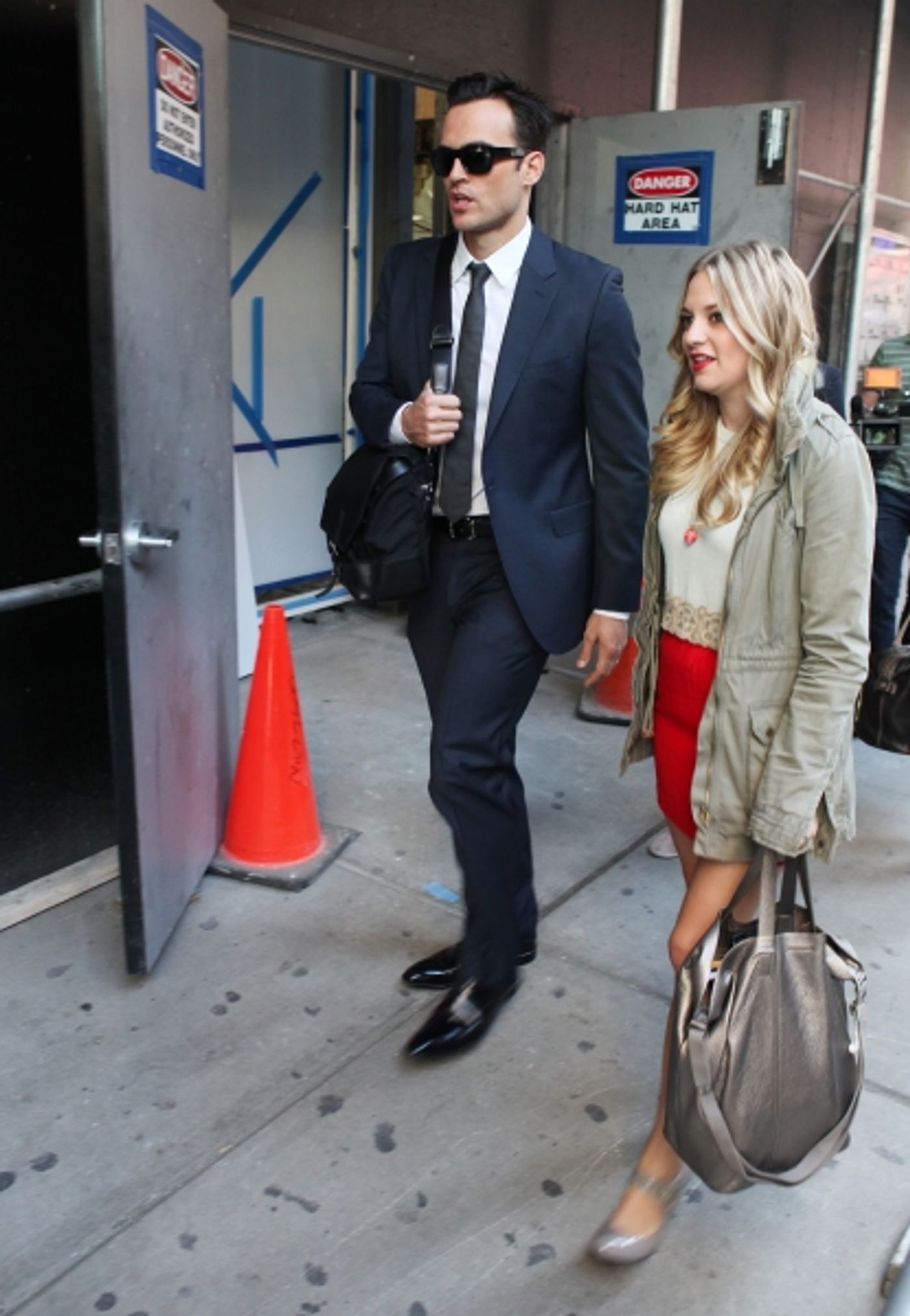Photo Exclusive: Cheyenne Jackson, Henry Winkler and THE PERFORMERS Cast Takes Times Square!  Image