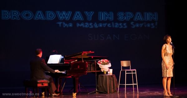  Stephen Cook y Susan Egan Photo