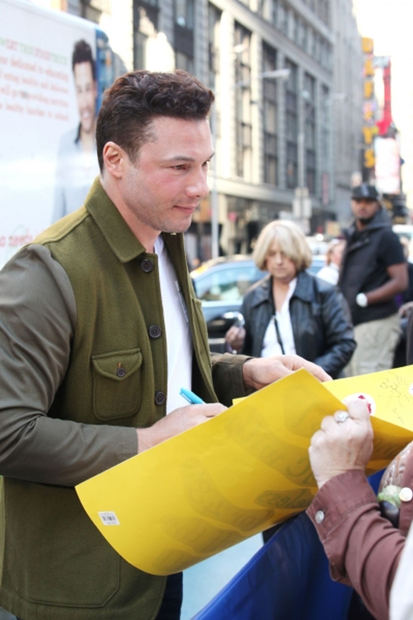 Photo Coverage: Rocco DiSpirito Vistis GOOD MORNING AMERICA Image