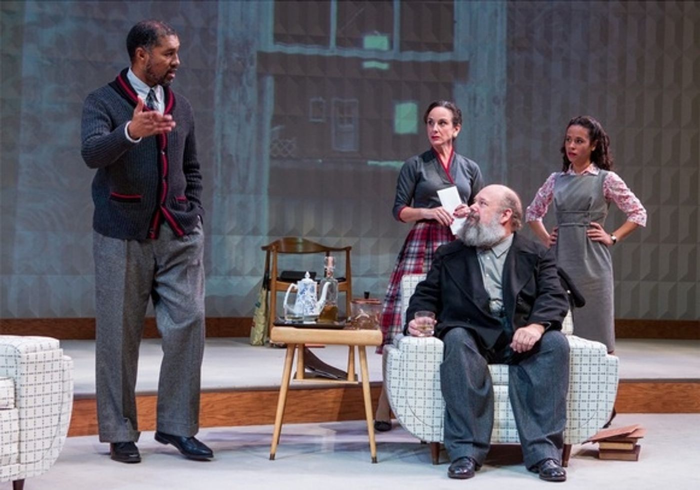 Photo Flash: First Look at Dion Graham, Kevin Kilner and More in Centerstage's AN ENEMY OF THE PEOPLE  Image