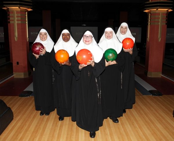 Christine Mild, Bambi Jones, Cindy Williams, Jeanne Tinker and Stephanie Wahl  Photo