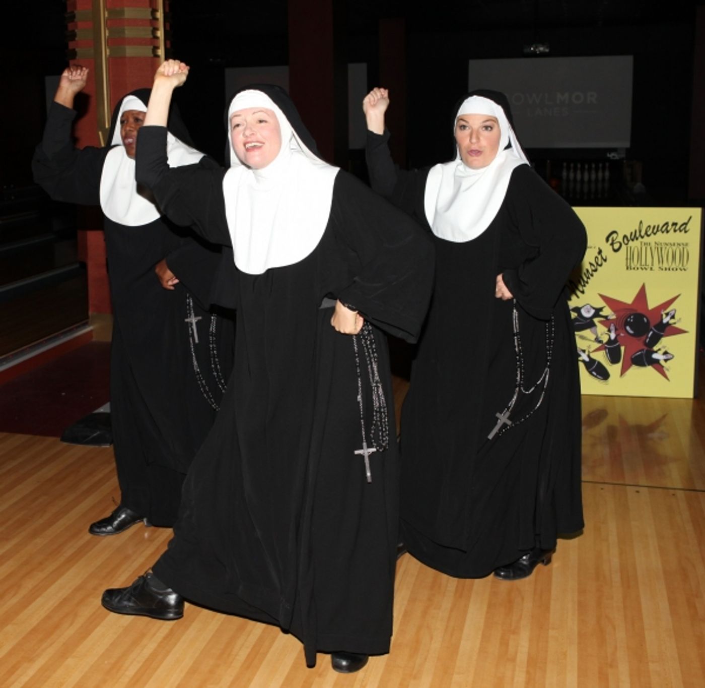 Photo Coverage: Cindy Williams & NUNSET BOULEVARD Cast Meet the Press!  Image