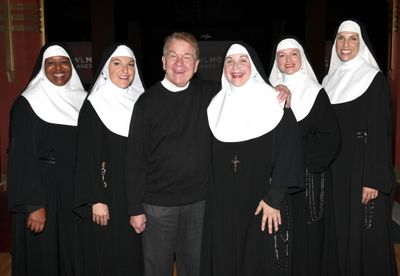 Bambi Jones, Christine Mild, Dan Goggin, Cindy Williams, Jeanne Tinker and Stephanie  Photo