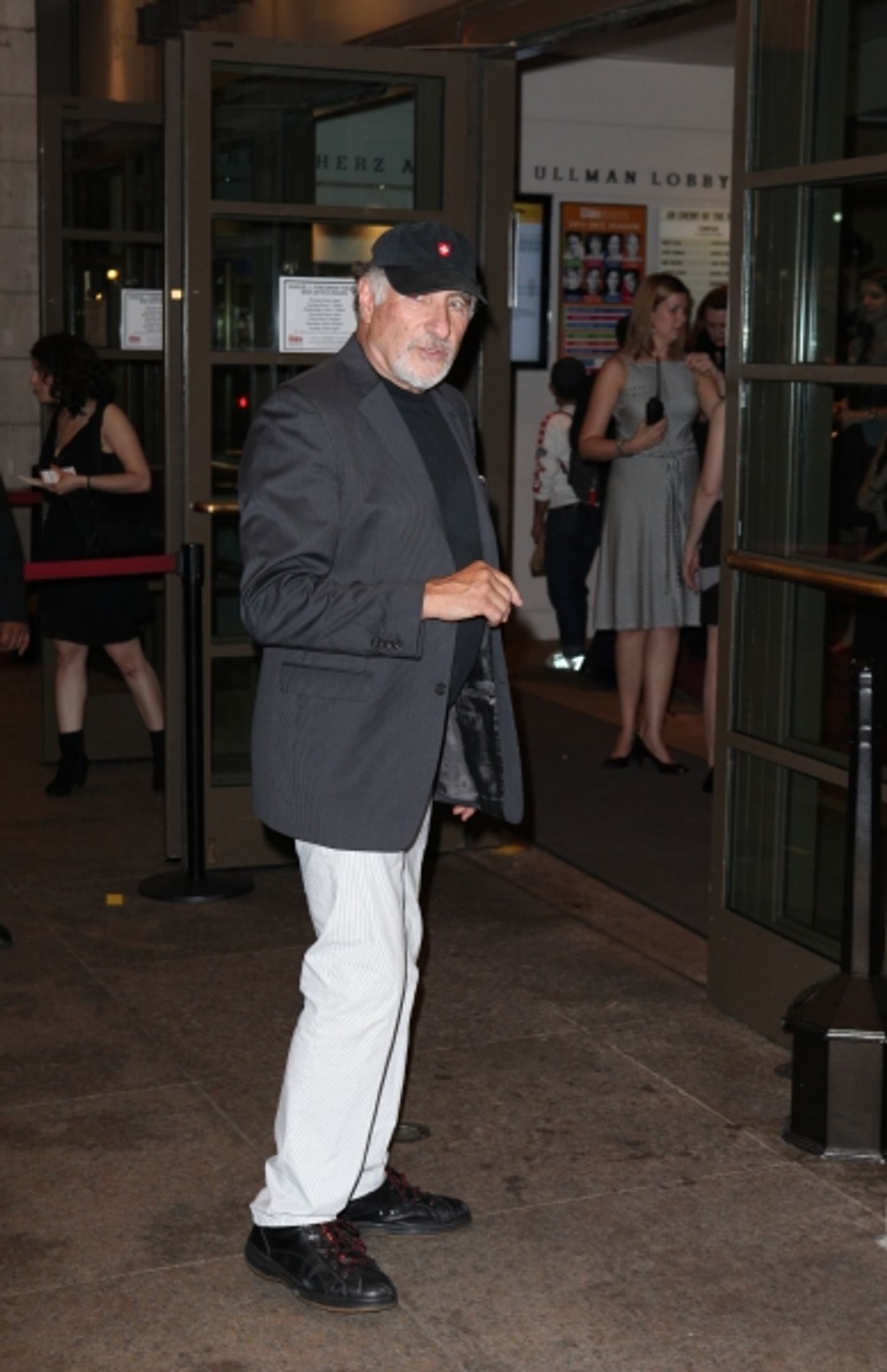 Photo Coverage: AN ENEMY OF THE PEOPLE - Opening Red Carpet!  Image