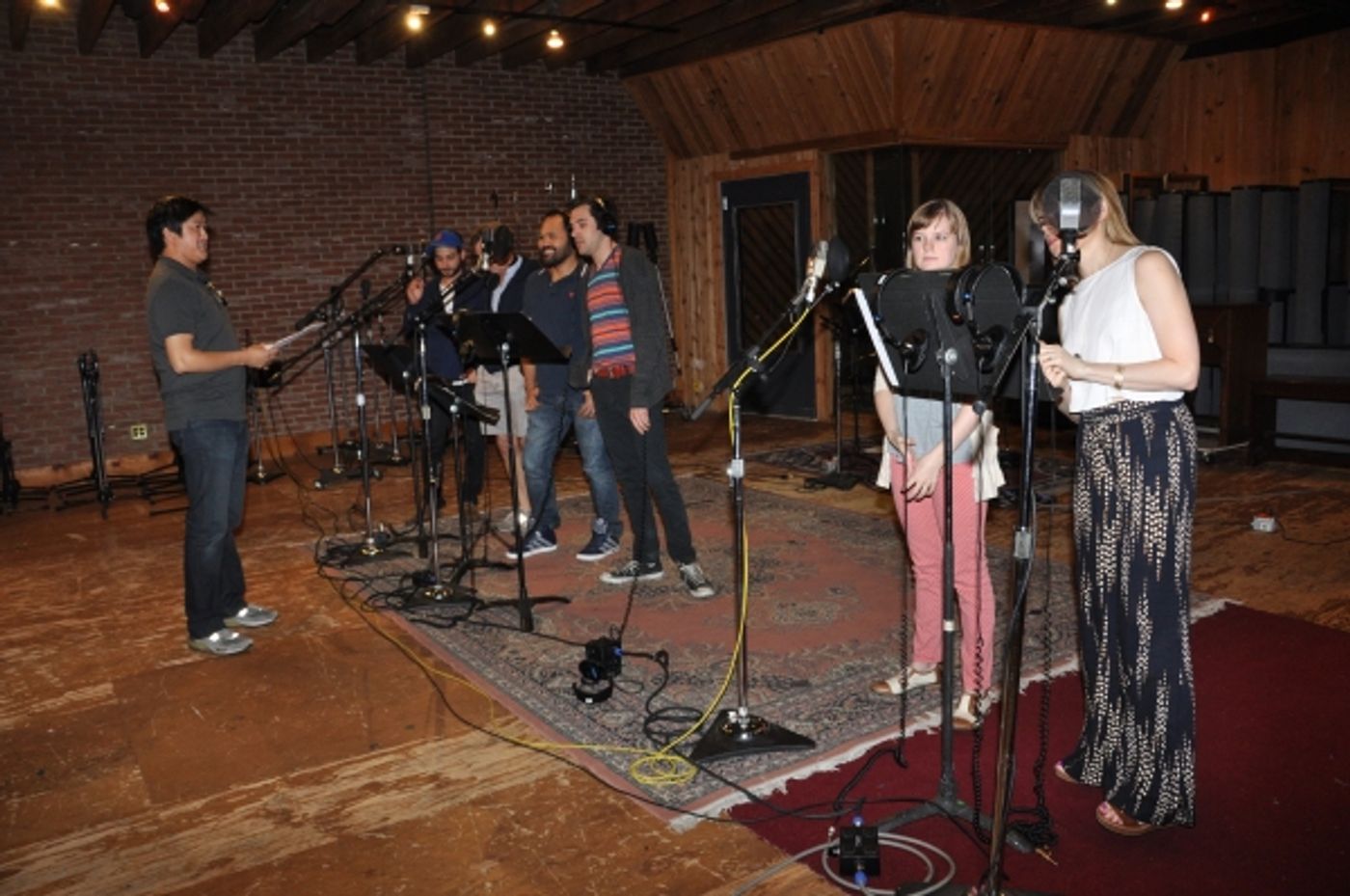 Photo Coverage Exclusive: PETER AND THE STARCATCHER Cast Records 'Carols For A Cure'  Image