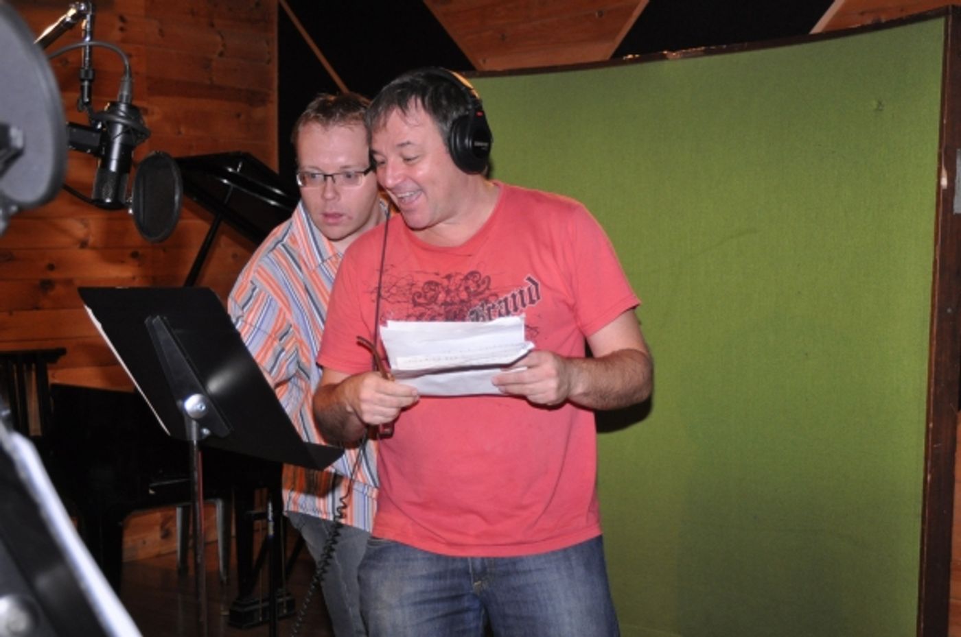 Exclusive Photos: CHAPLIN Cast Records 'Carols For A Cure'  Image