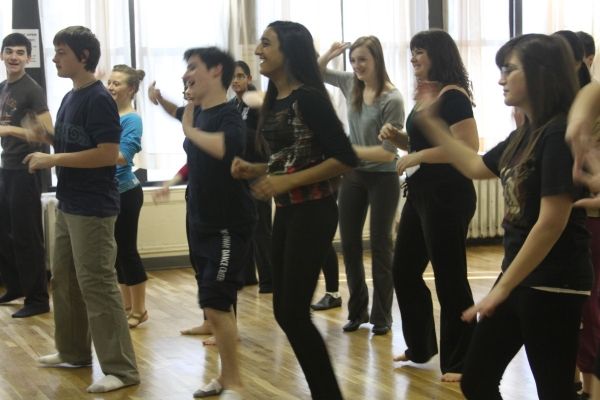 Photo Flash: Cast & Crew of NEWSIES to Work With Students at Broadway Student Summit; Registration Now Open!  Image