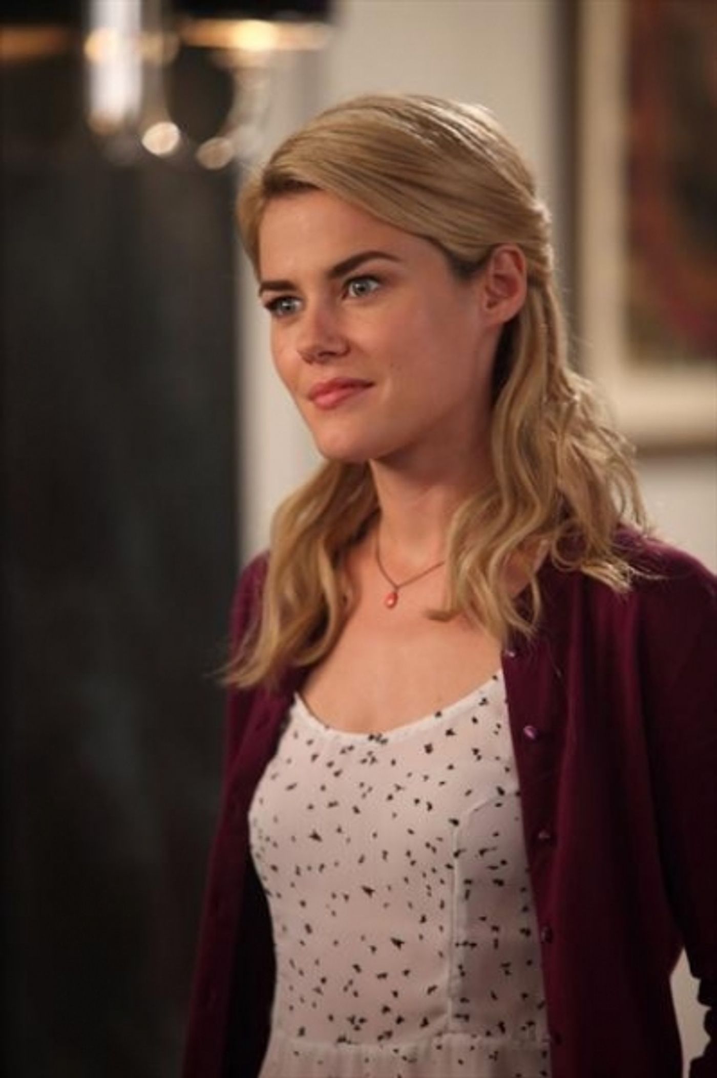 Photo Coverage: Sneak Preview of 666 PARK AVENUE on 10/21  Image