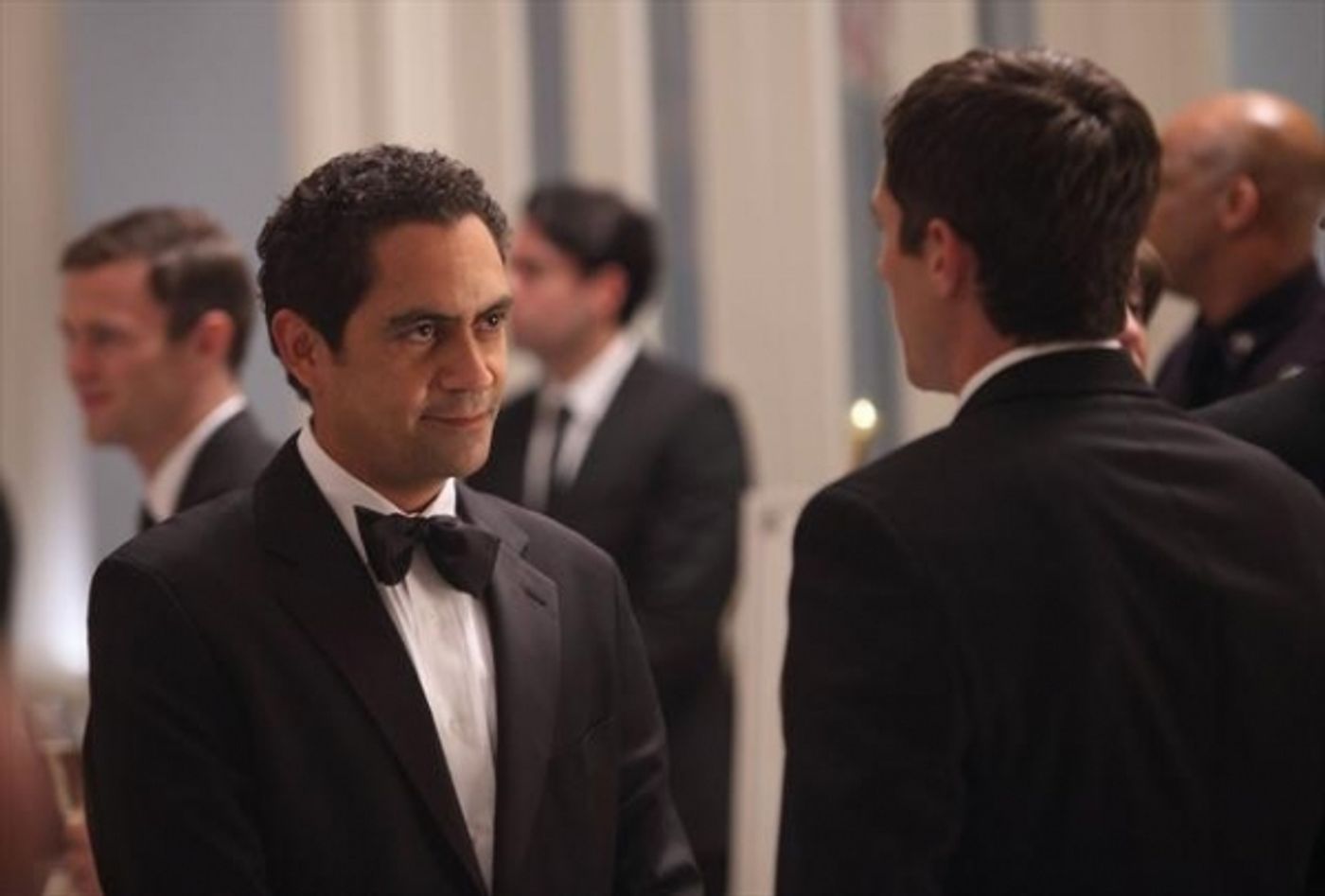 Photo Coverage: Sneak Preview of 666 PARK AVENUE on 10/21  Image