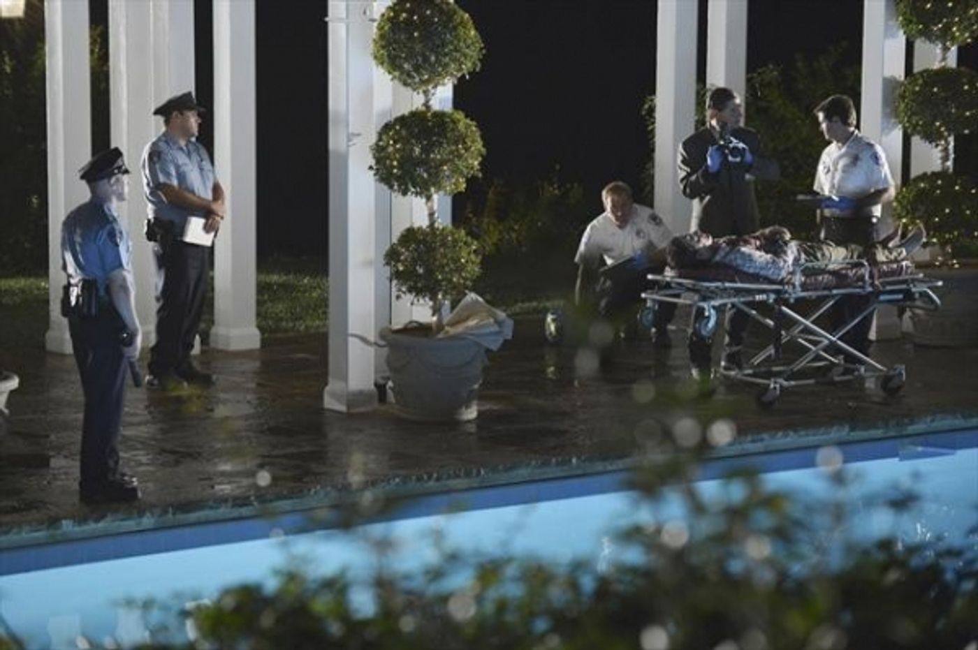Photo Coverage: Sneak Preview of CASTLE's October 15 Episode  Image