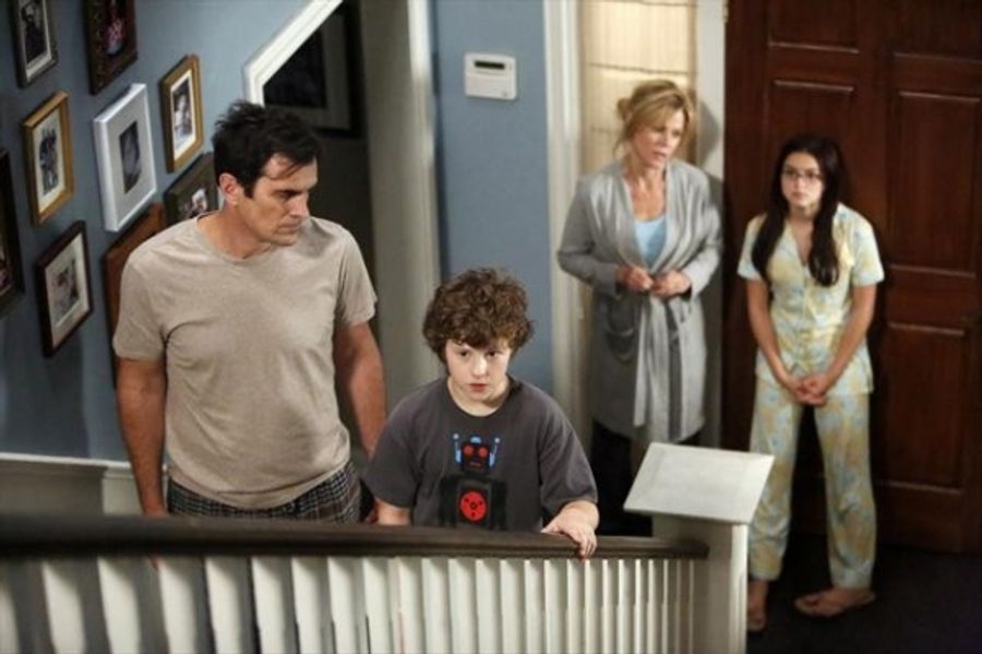 Photo Coverage: Sneak Preview at MODERN FAMILY's 10/17 Episode Image