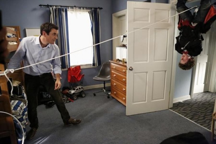 Photo Coverage: Sneak Preview at MODERN FAMILY's 10/17 Episode Image