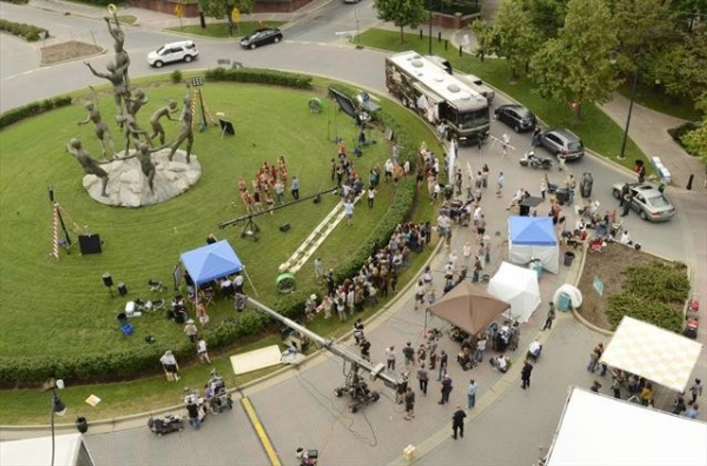 Photo Coverage: Behind the Scenes of NASHVILLE on 10/17  Image