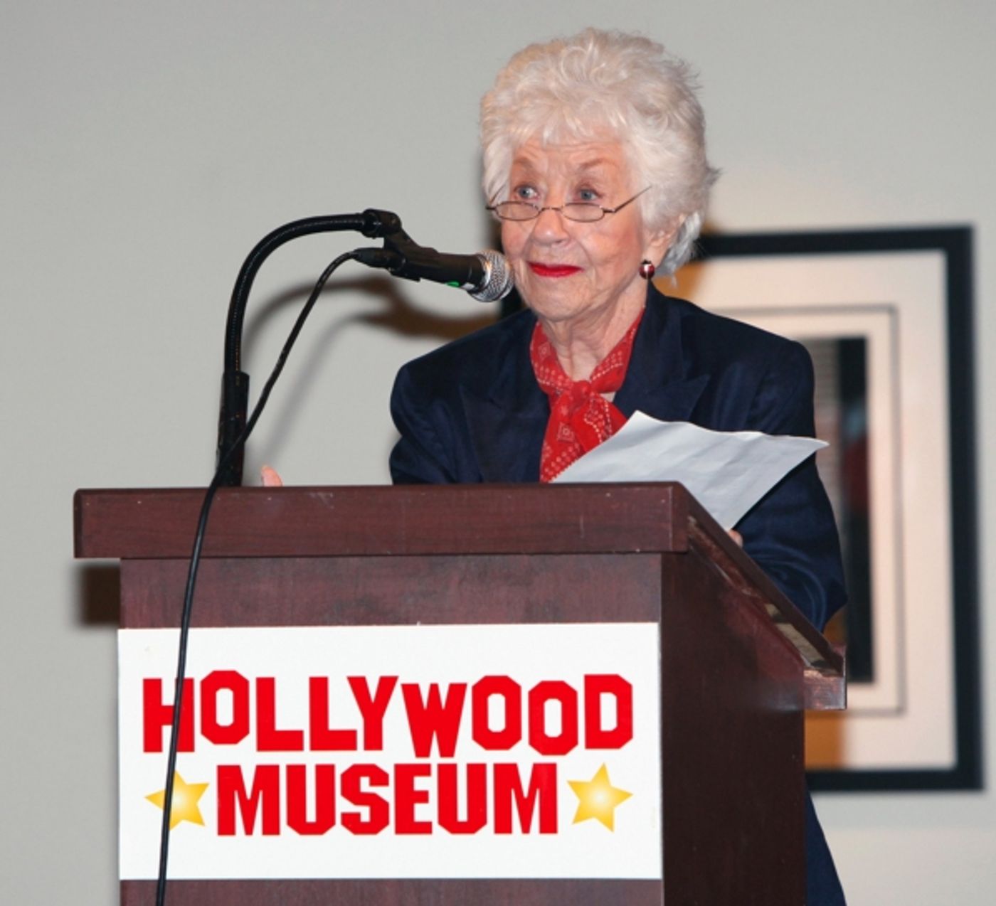 Photo Flash: Over 300 Stars Gather to Celebrate Life Industry Advocate Dale Olson  Image