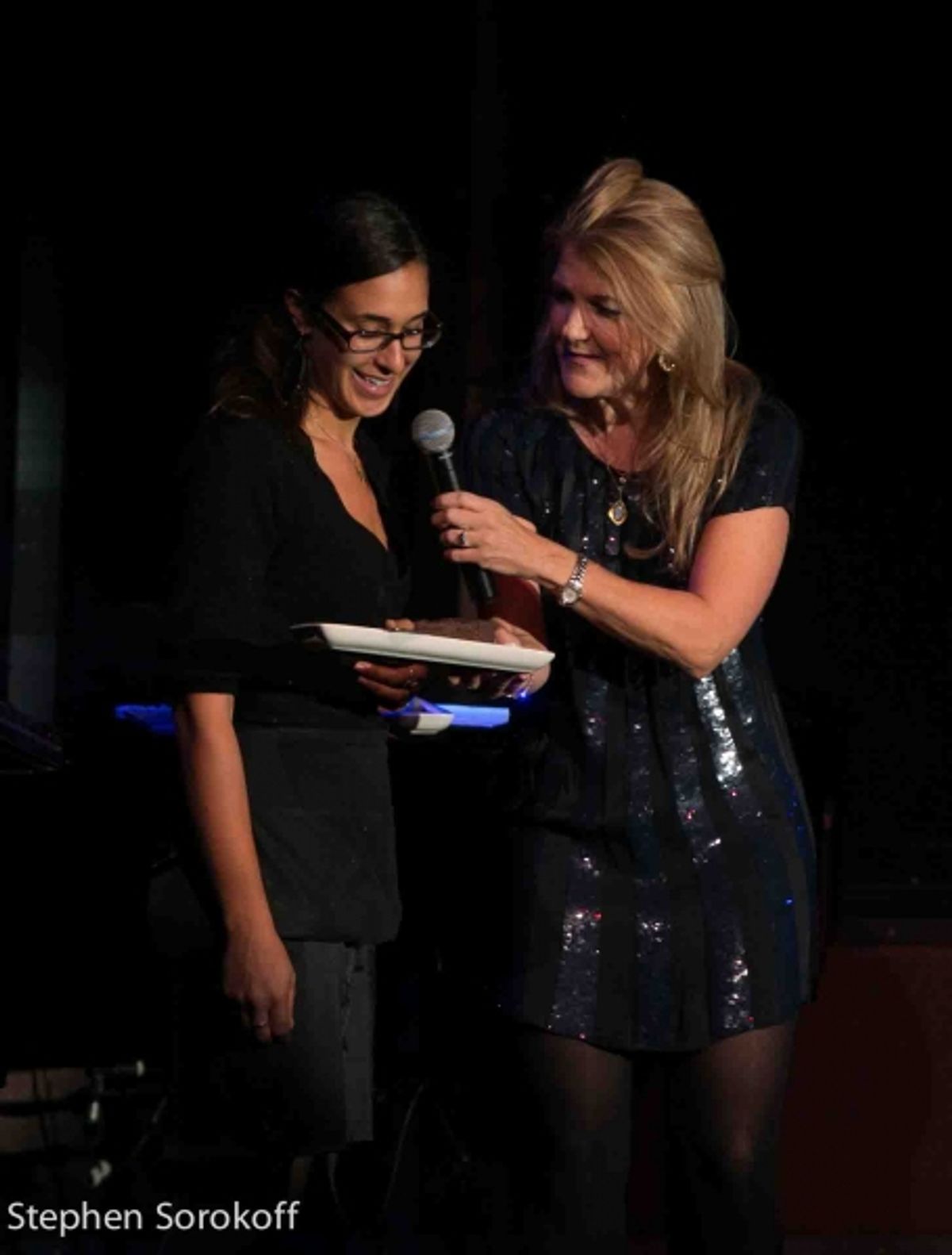 Helsinki waitress & Victoria Clark at 