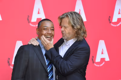  Giancarlo Esposity and William H. Macy Photo