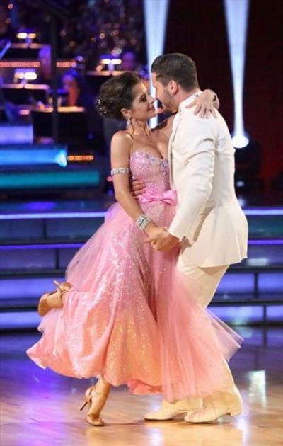  VALENTIN CHMERKOVSKIY, KELLY MONACO  Photo