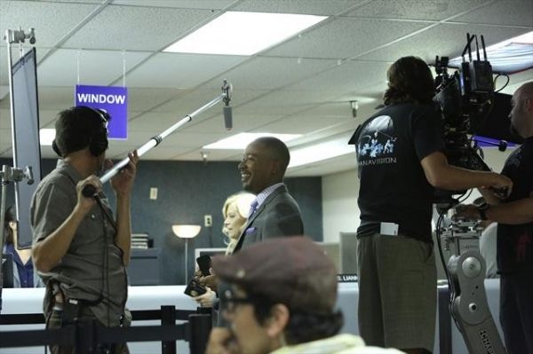 Photo Flash: Behind-the-Scenes Look at Upcoming Episode of SCANDAL, Airs 10/18  Image