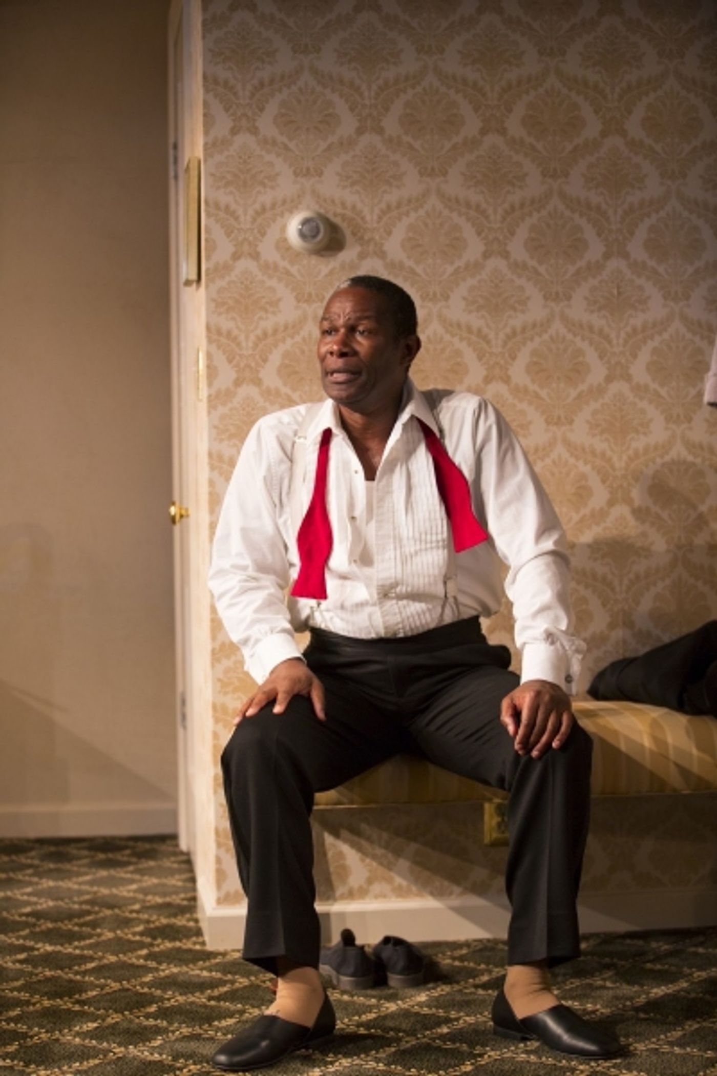 Photo Flash: First Look at John Douglas Thompson in SATCHMO AT THE WALDORF at Long Wharf Theatre  Image