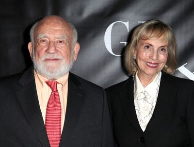 Ed Asner and Cindy Asner  Photo