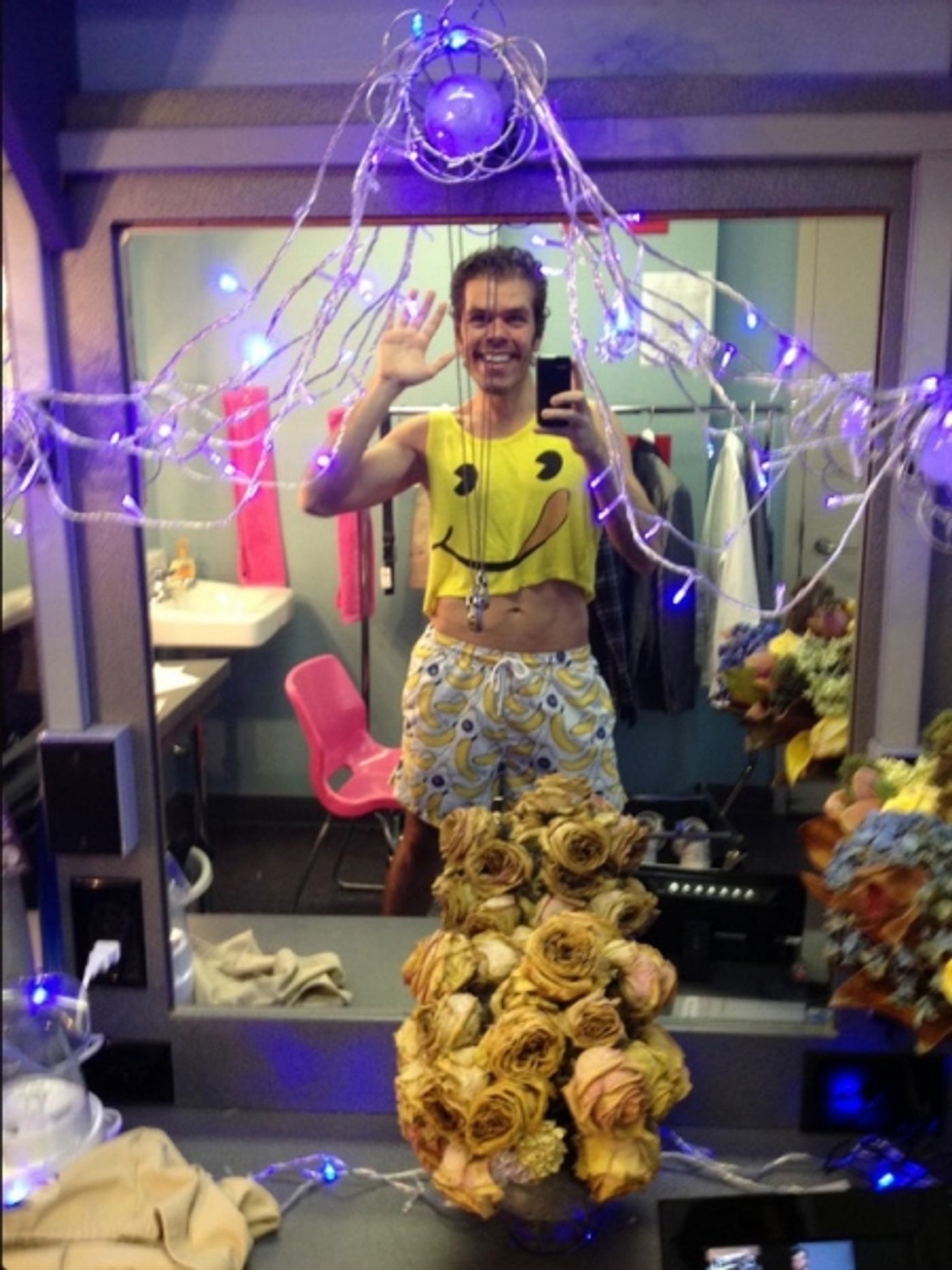 Photo Flash: Saturday Intermission Pics, Oct 6 -  Perez Hilton's Last NEWSical Shot, ANYTHING GOES' First Tour Pic and More!  Image