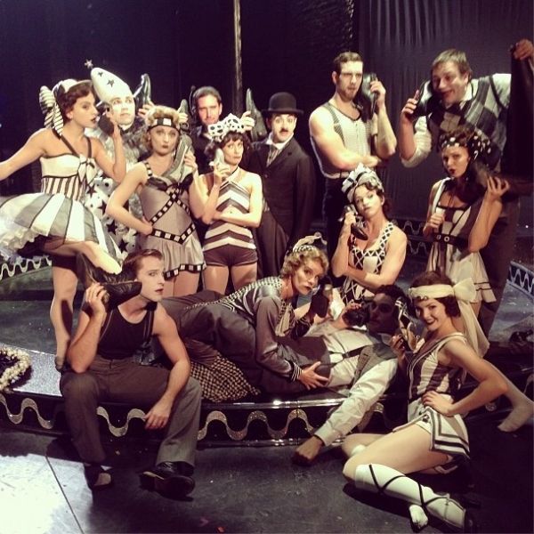 Photo Flash: Saturday Intermission Pics, Oct 6 - Perez Hilton's Last NEWSical Shot, ANYTHING GOES' First Tour Pic and More! — photo 7 of 29