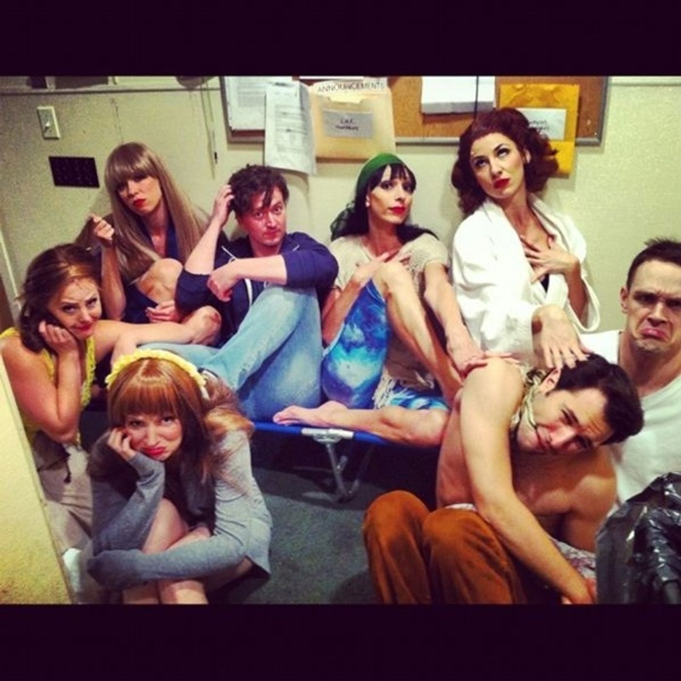 Photo Flash: Saturday Intermission Pics, Oct 6 -  Perez Hilton's Last NEWSical Shot, ANYTHING GOES' First Tour Pic and More!  Image