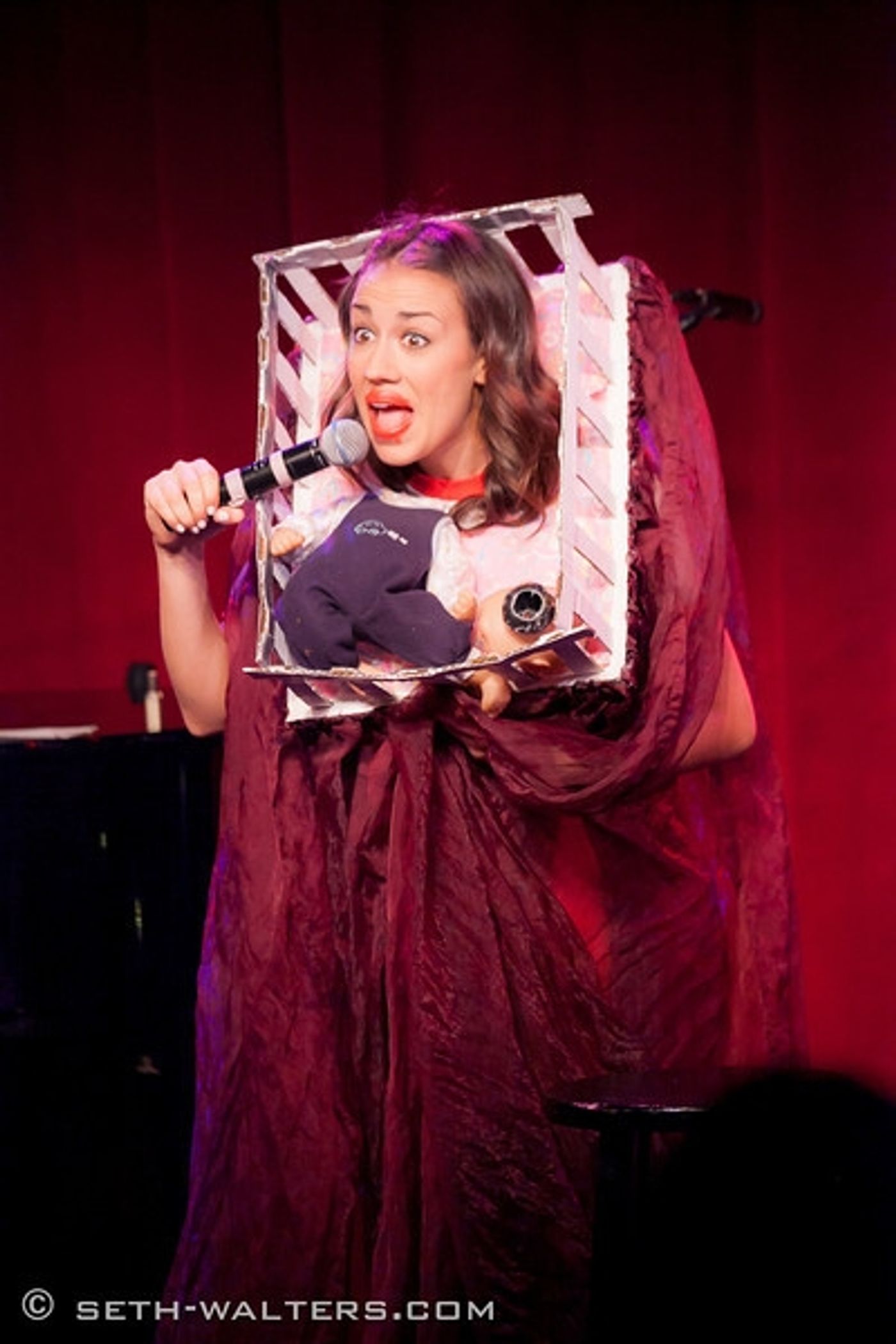 Photo Flash: Colleen Ballinger Brings MIRANDA SINGS to Birdland  Image