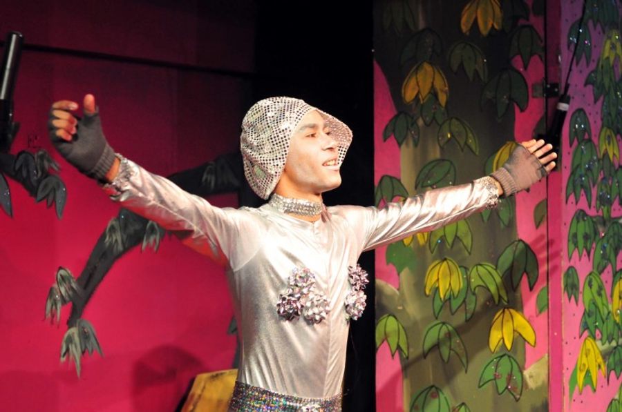 Photo Flash: SG Productions Opens SNOW WHITE AND THE SEVEN POOFS - THE CLIMAX!!!! Tonight Image
