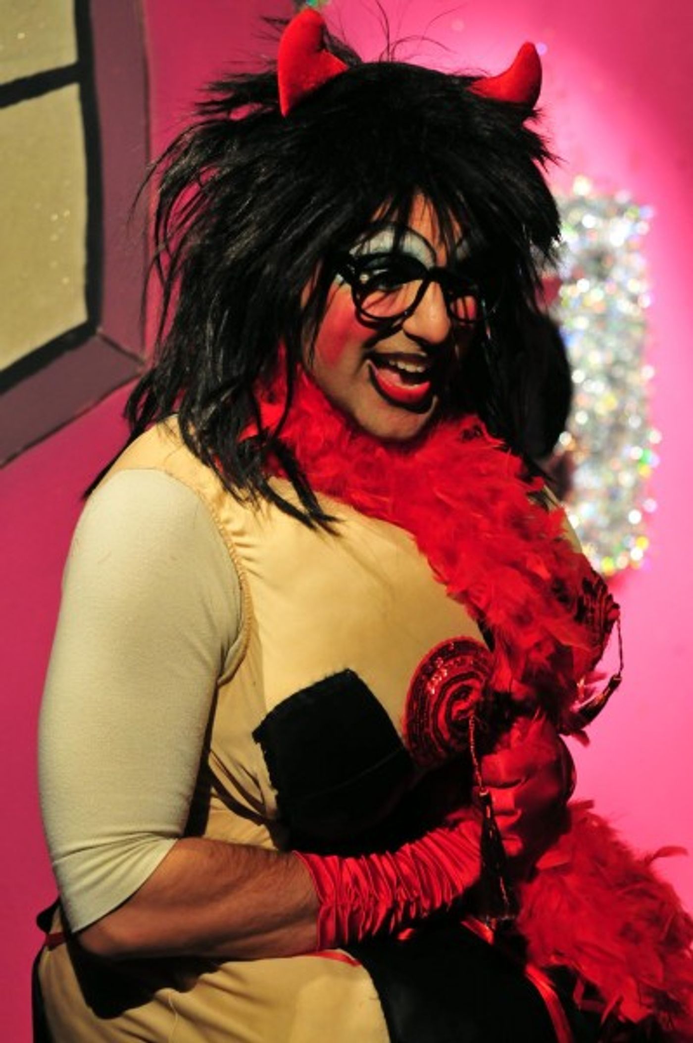 Photo Flash: SG Productions' SNOW WHITE AND THE SEVEN POOFS - THE CLIMAX!!!!  Image