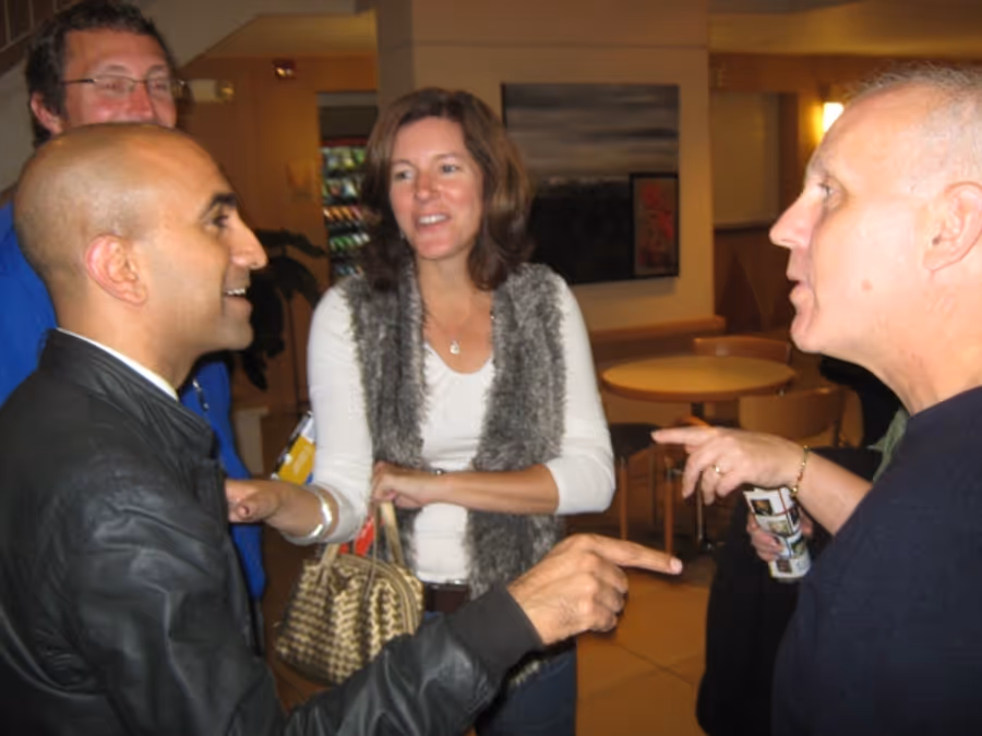Photo Flash: Comedian Rajiv Satyal Packs Theatre for Ohio 'Homecoming' Image
