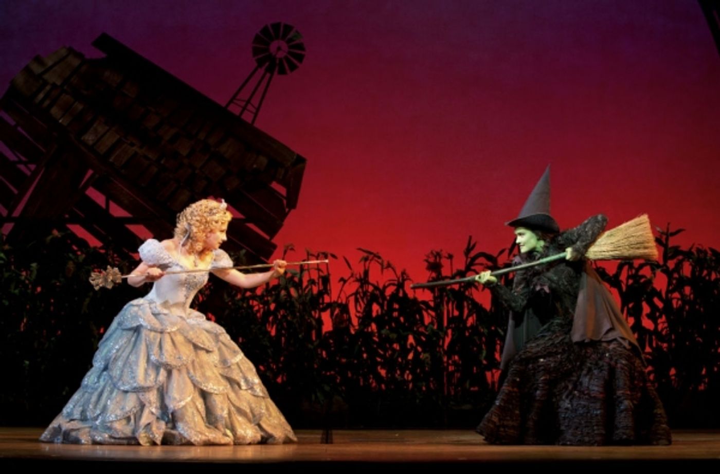 Photo Flash: First Look at Christine Dwyer, Billy Harrigan Tighe and More in WICKED Second North American Tour  Image