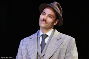 Matt Rawle as Clifford Bradshaw
@ BroadwayWorld Matt Rawle as Clifford Bradshaw
Photo
