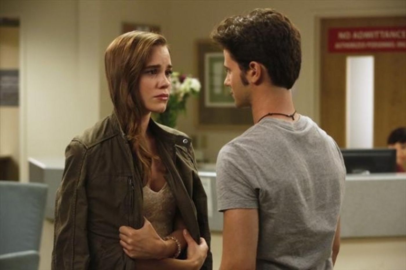 Photo Flash: Sneak Preview of REVENGE's 'Intuition' Episode, Airing 10/21 Photo Flash: Sneak Preview of REVENGE's 'Intuition' Episode, Airing 10/21 Image