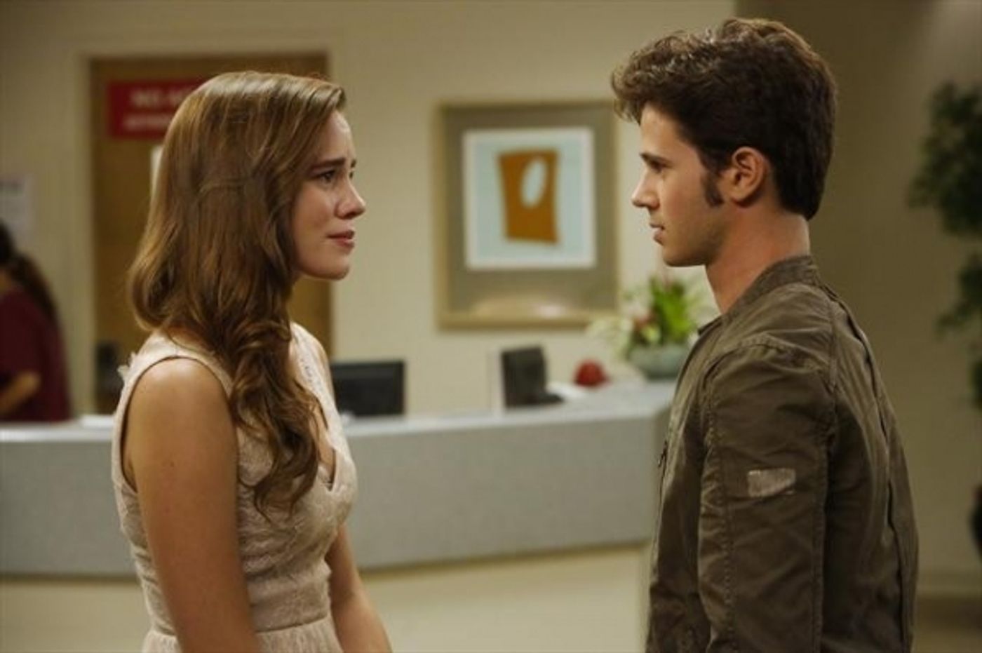 Photo Flash: Sneak Preview of REVENGE's 'Intuition' Episode, Airing 10/21 Photo Flash: Sneak Preview of REVENGE's 'Intuition' Episode, Airing 10/21 Image