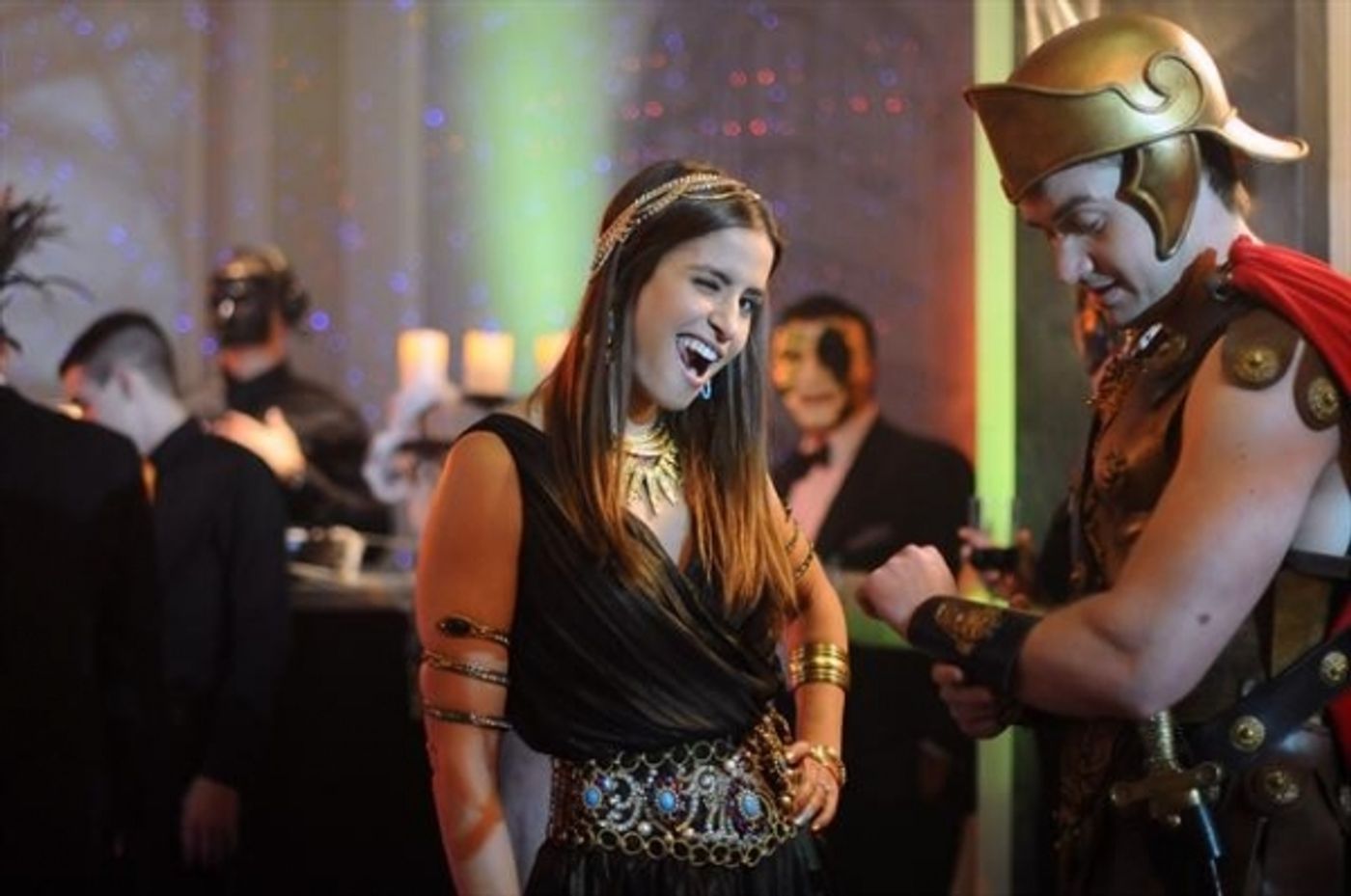 Photo Flash: Behind the Scenes - 666 PARK AVENUE's 'A Crowd of Demons' Episode, Airing 10/28  Image