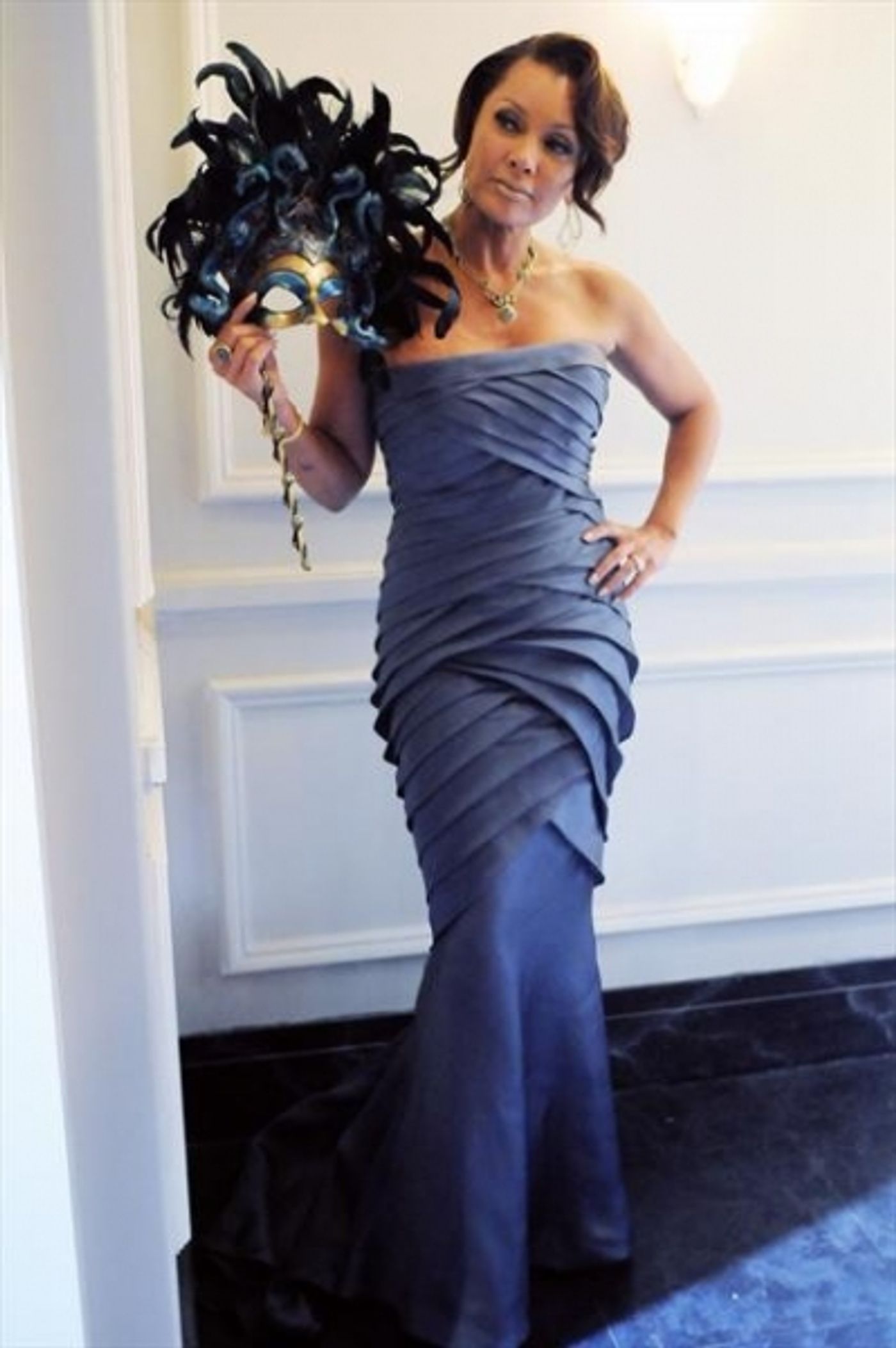 Photo Flash: Behind the Scenes - 666 PARK AVENUE's 'A Crowd of Demons' Episode, Airing 10/28  Image