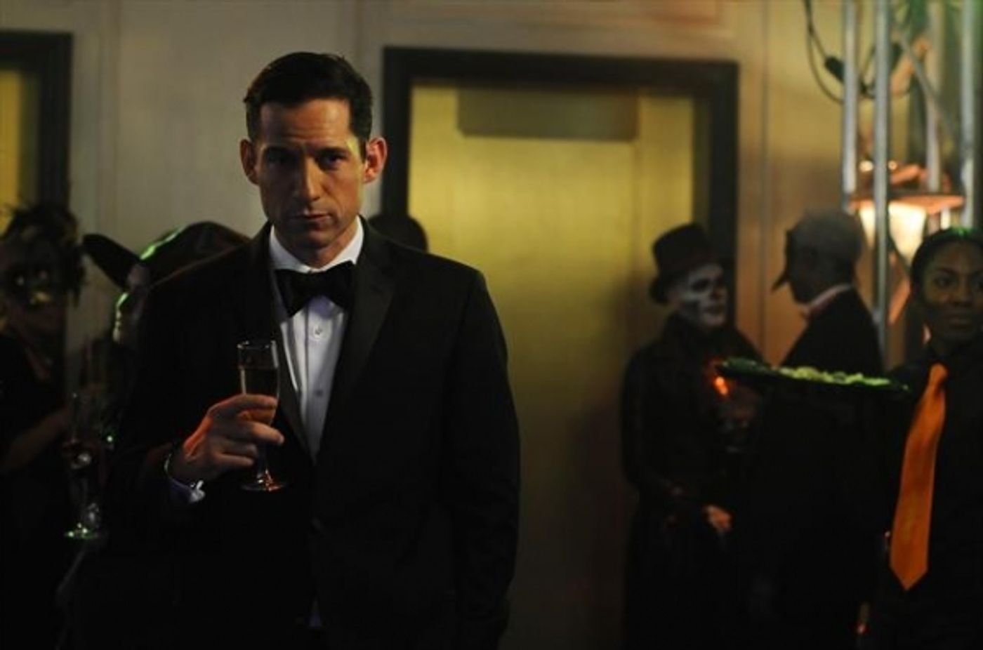 Photo Flash: Sneak Preview - 666 PARK AVENUE's 'A Crowd of Demons' Episode, 10/28  Image