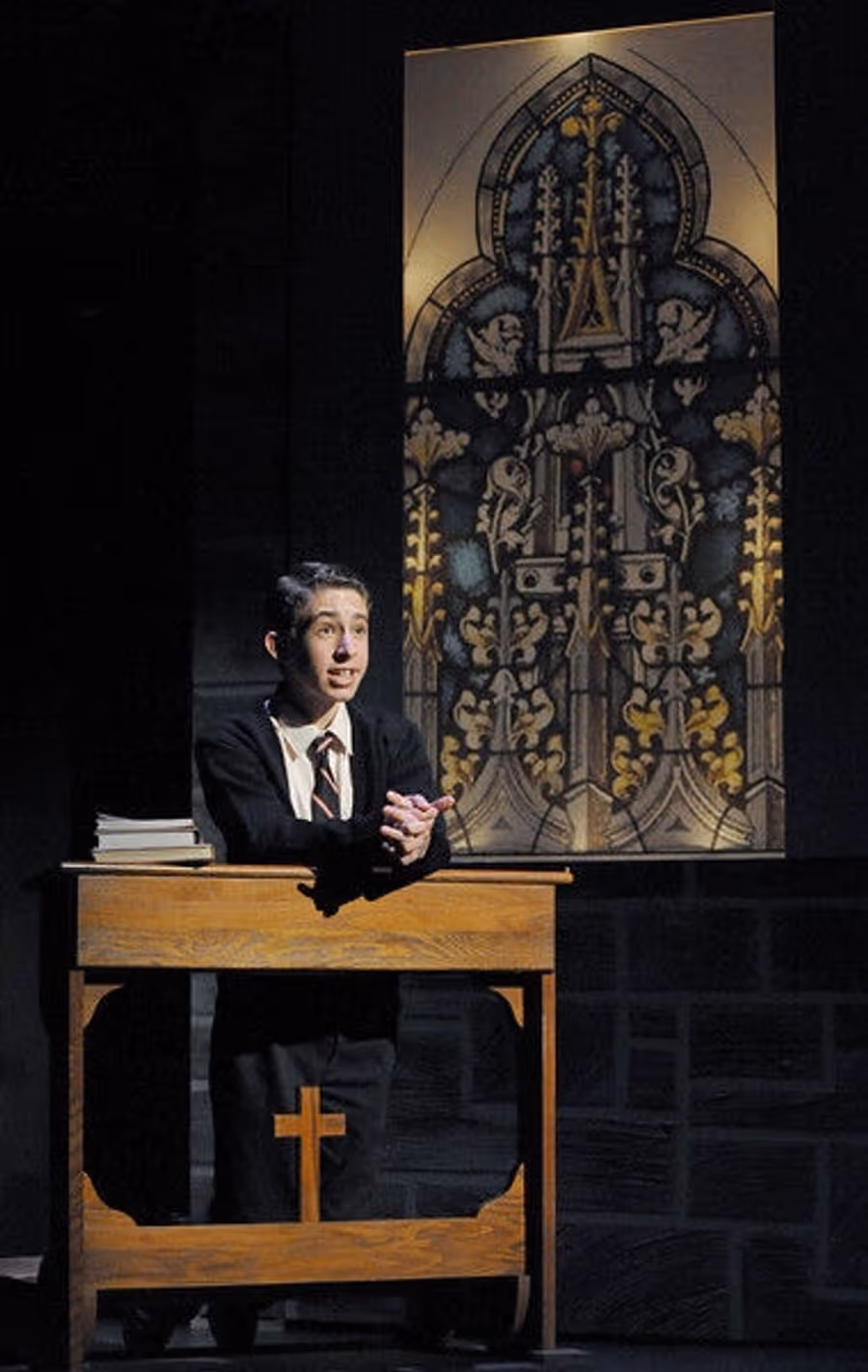 Photo Flash: First Look at Carol Shultz, Noah Chiet and More in Olney's OVER THE TAVERN Image