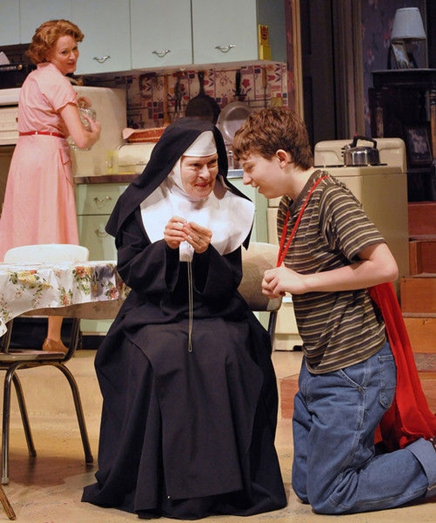 Photo Flash: First Look at Carol Shultz, Noah Chiet and More in Olney's OVER THE TAVERN  Image