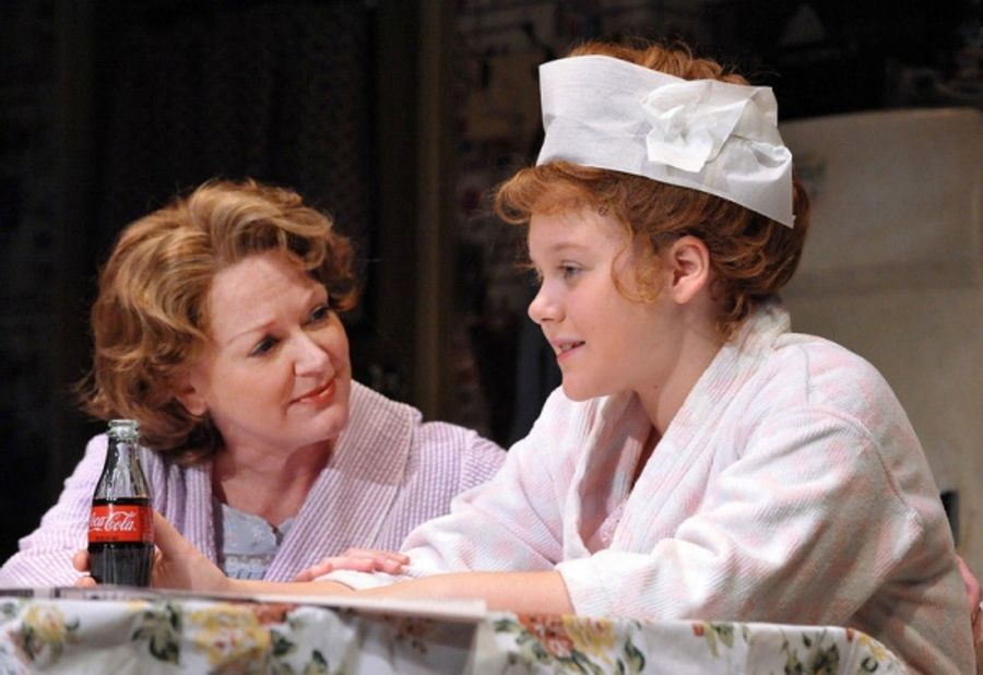 Photo Flash: First Look at Carol Shultz, Noah Chiet and More in Olney's OVER THE TAVERN Image
