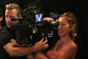DICHEN LACHMAN @ BroadwayWorld DICHEN LACHMAN Photo