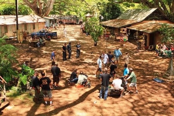 Photo Flash: Behind-The-Scenes Look at LAST RESORT's Upcoming Episode, 'Voluntold,' Airs 10/18  Image