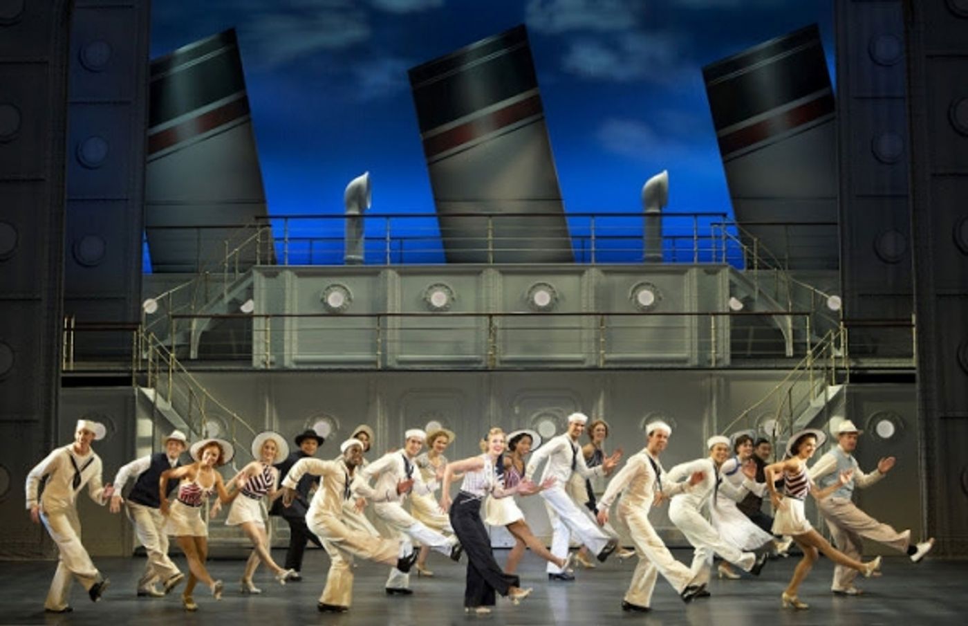 Photo Flash: First Look at Rachel York, Fred Applegate, Erich Bergen and More in ANYTHING GOES National Tour  Image