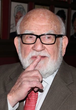 Ed Asner 
 Photo