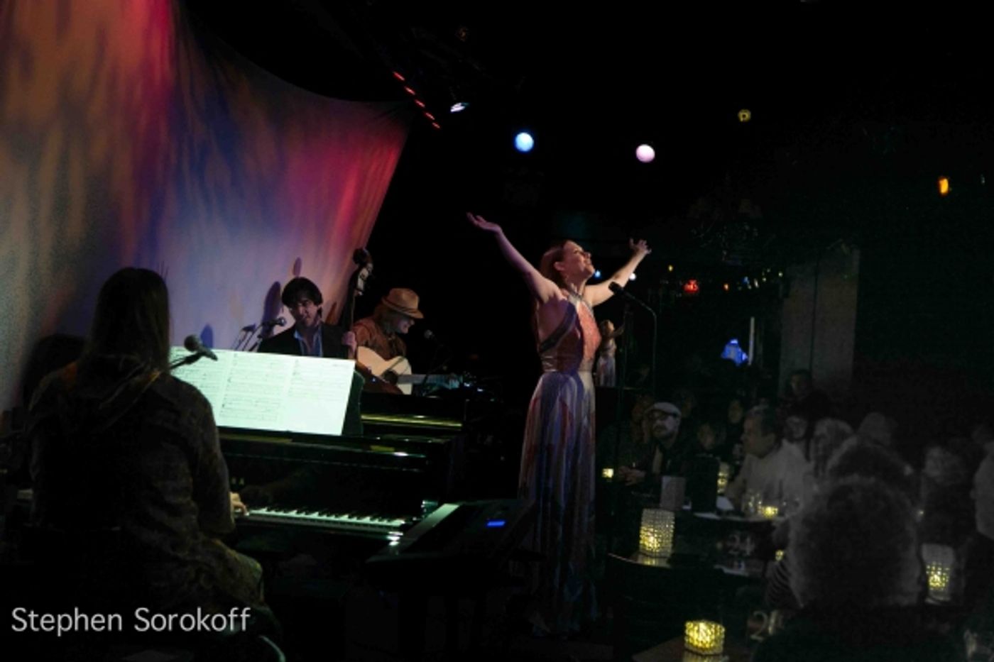 Photo Coverage: Lauren Fox Brings CANYON FOLKIES to Metropolitan Room Photo Coverage: Lauren Fox Brings CANYON FOLKIES to Metropolitan Room Image